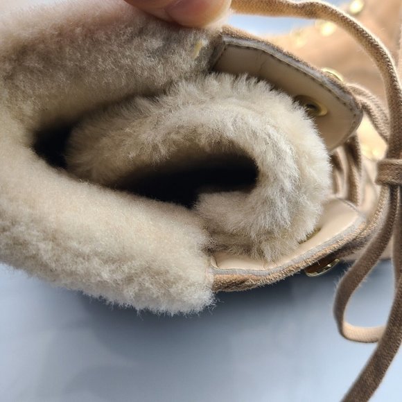 Stuart Weitzman combat boots Chalet lug tan Suede faux fur lace up sz 8 new - Picture 6 of 7